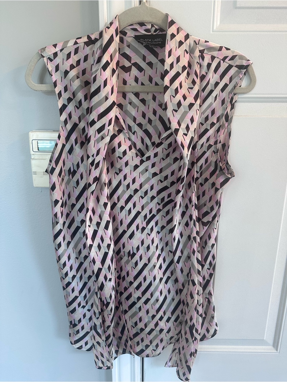 Evan Picone Pink and Black Geometric Sleeveless Blouse